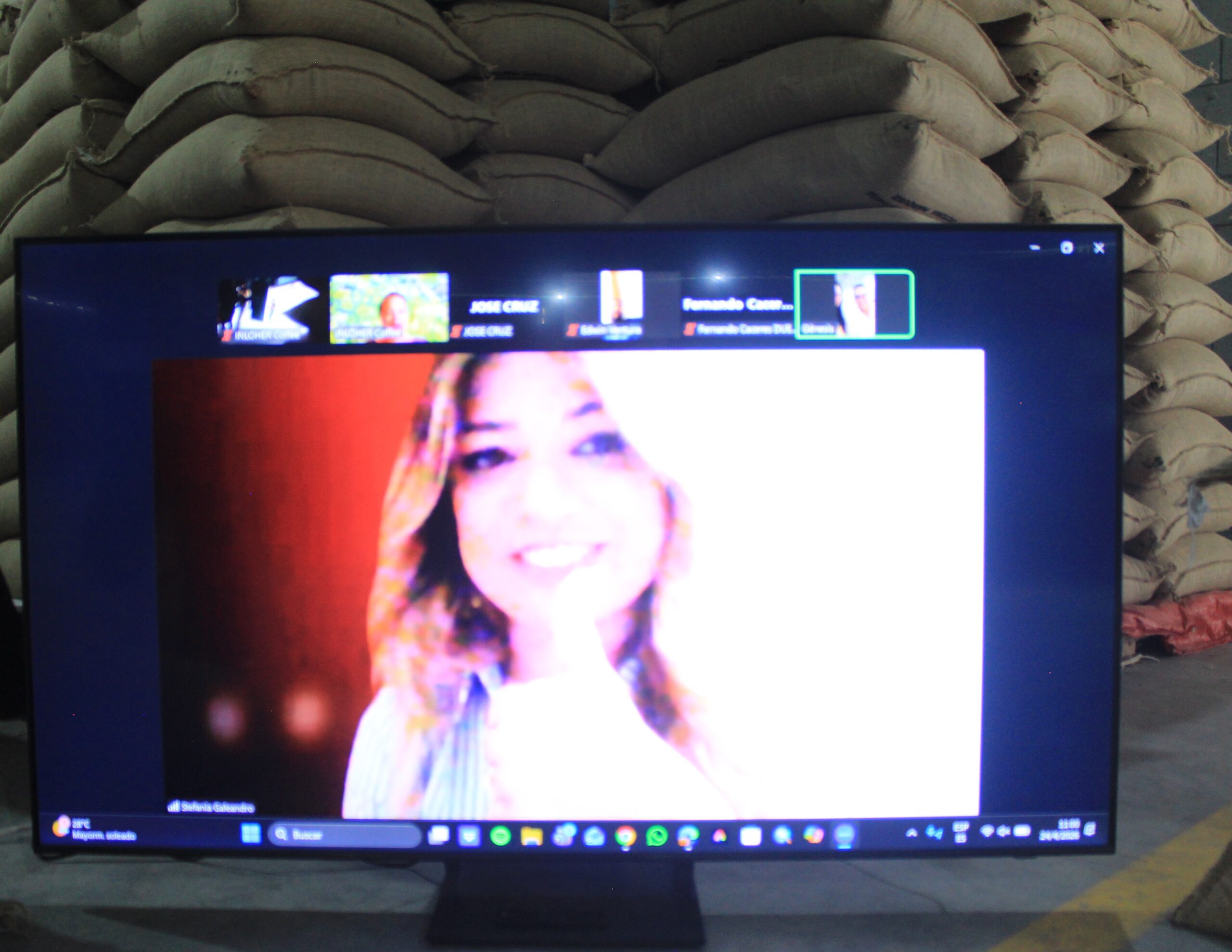 Primer contenedor de café producido 100% mujeres, Libre de Desforestación y Carbono Neutral